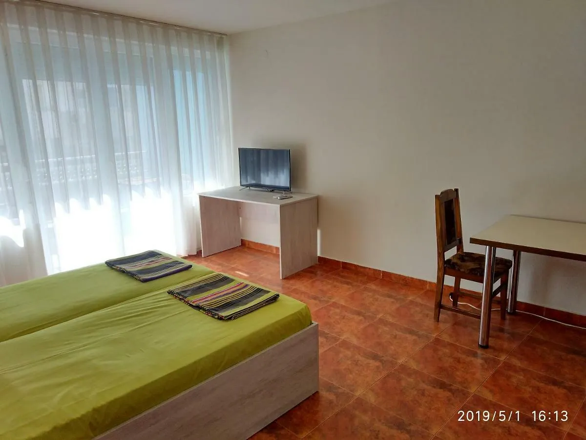 Downtown Studio Apartment Varna 0*,